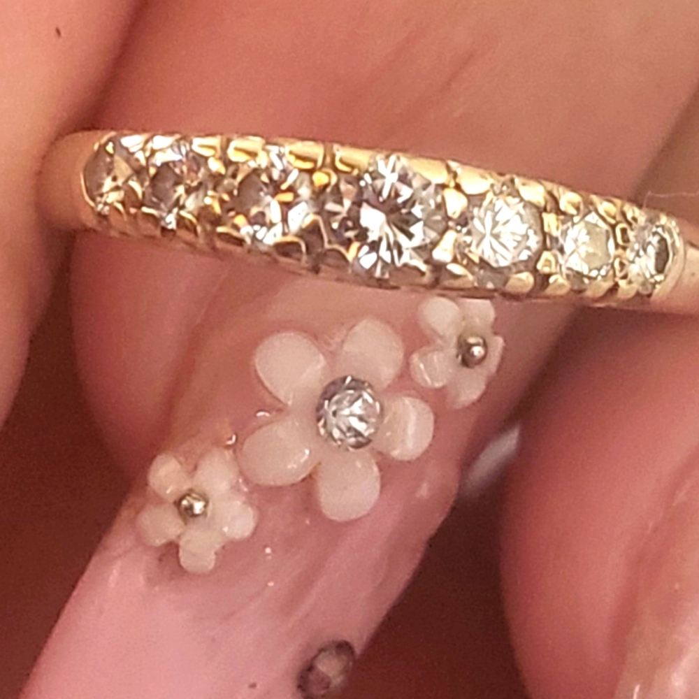 Gorgeous 7 diamond Engagement halfeternity ring band in 14k gold